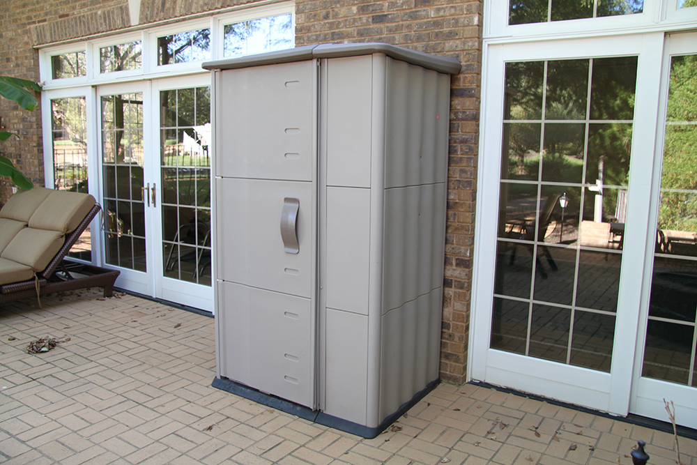 Rubbermaid Outdoor Storage EBTH