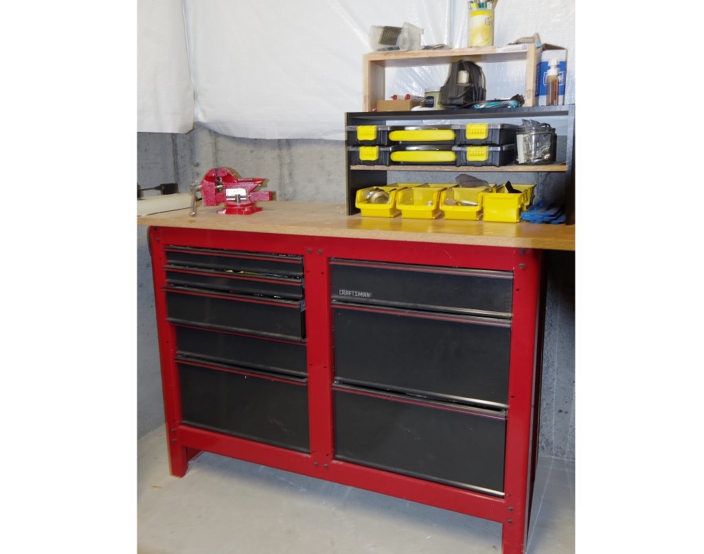 Craftsman Tool Cabinet Workbench With Vise And More Ebth