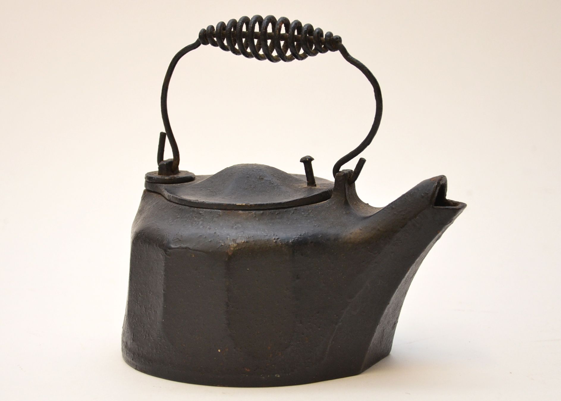 Antique Griswold Cast Iron Salesman's Sample Tea Kettle EBTH