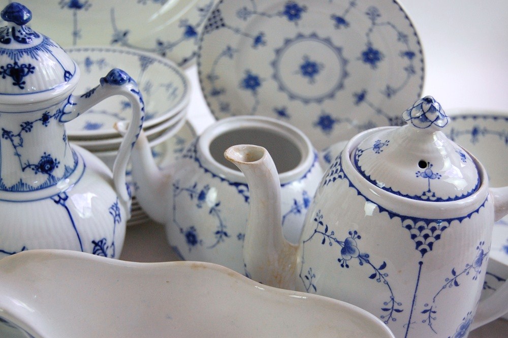 Danish Furnivals "Blue Denmark" China and Royal Copenhagen Teapot EBTH