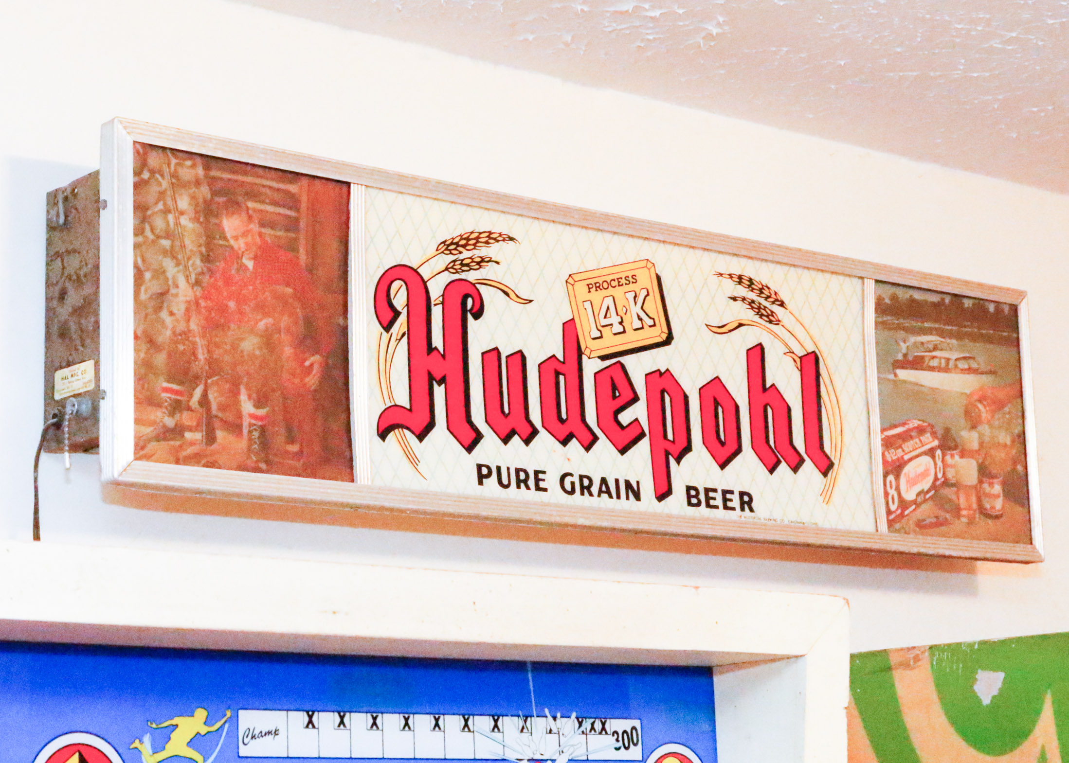 Hudepohl Lighted Beer Sign from Hal Mfg. Co. EBTH