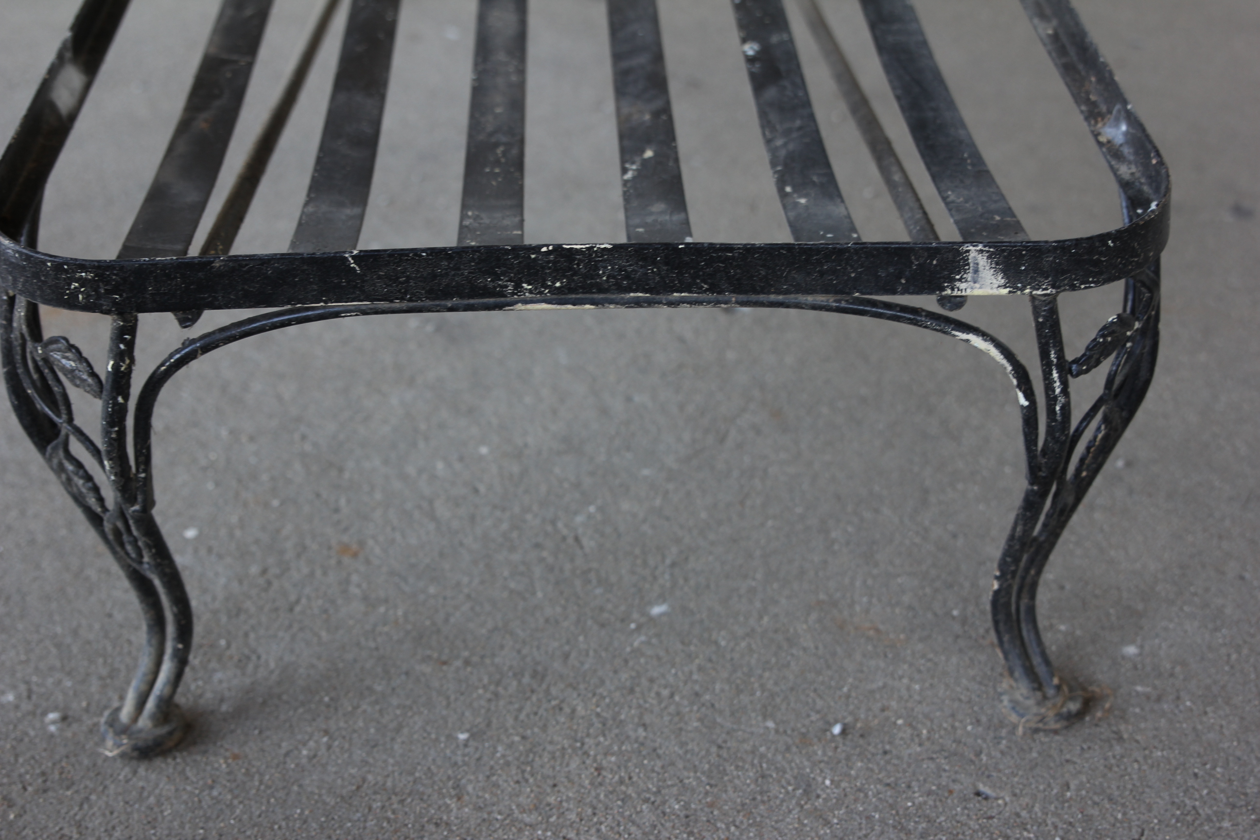 Black Wrought Iron Chaise Lounge Chair EBTH