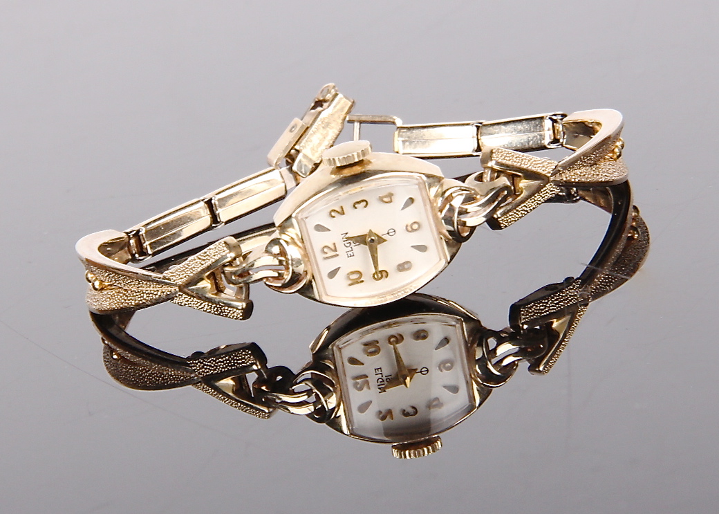 Vintage Women's Elgin 19 Wrist Watch EBTH