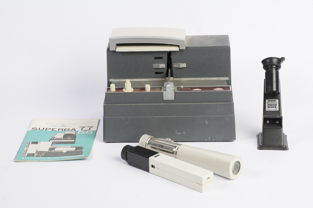 Vintage Airequipt Slide Projector with Scopes EBTH