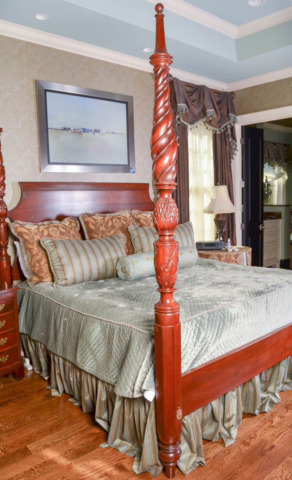 Lexington King Size Traditional Style Four Poster Bed Frame EBTH