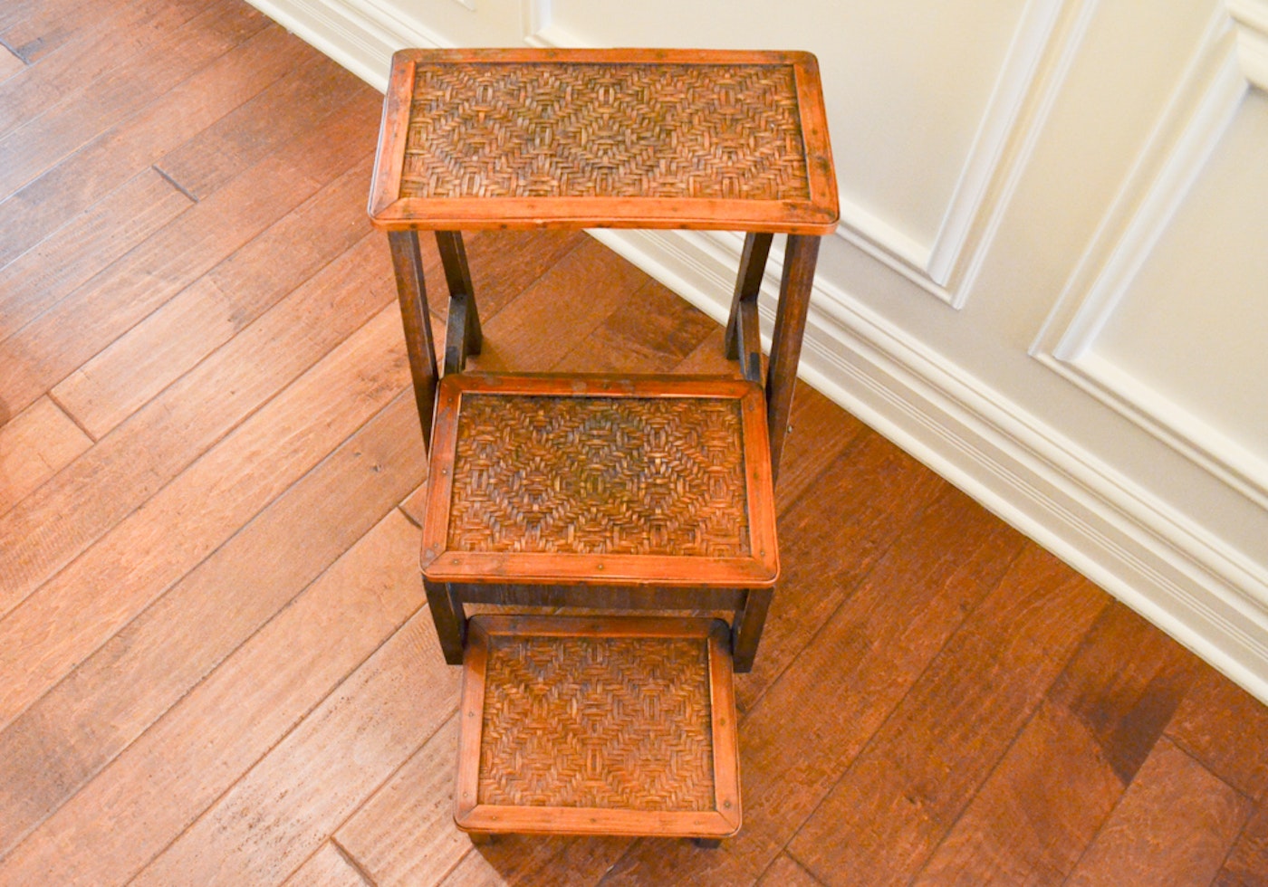 Collapsible Wooden and Rattan Decorative Step Ladder : EBTH
