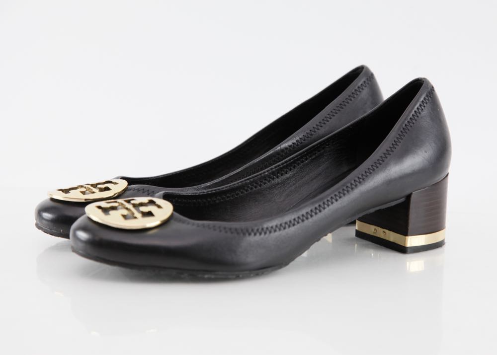 tory burch amy pump