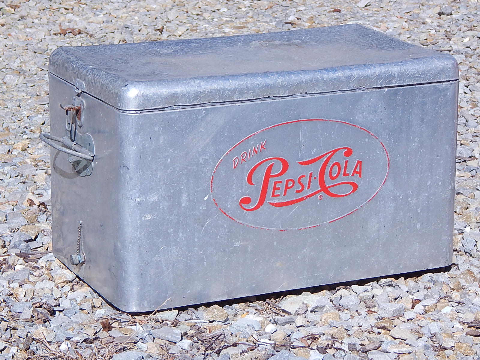 vintage aluminum pepsi cola cooler