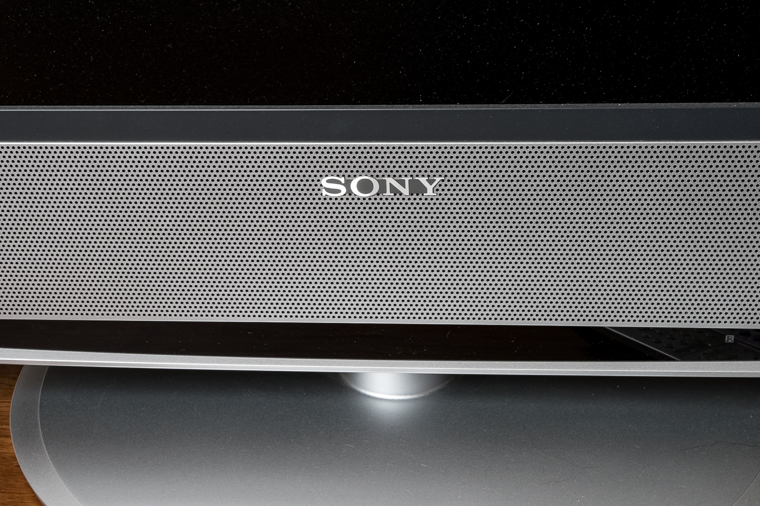 32" Sony Bravia TV and DVD Player EBTH