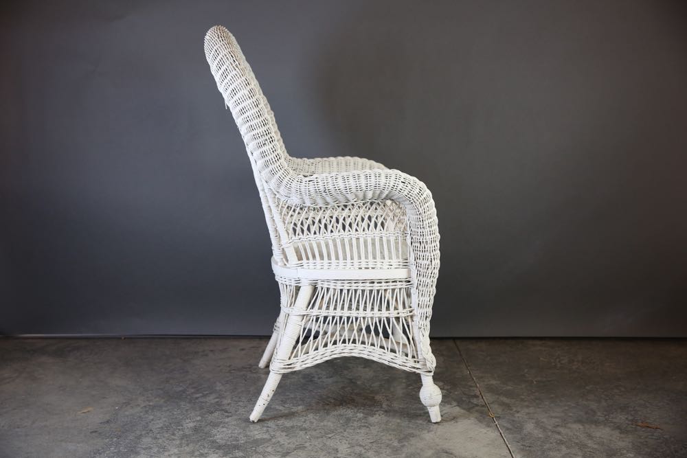 Vintage White Wicker "Peacock" Chair EBTH
