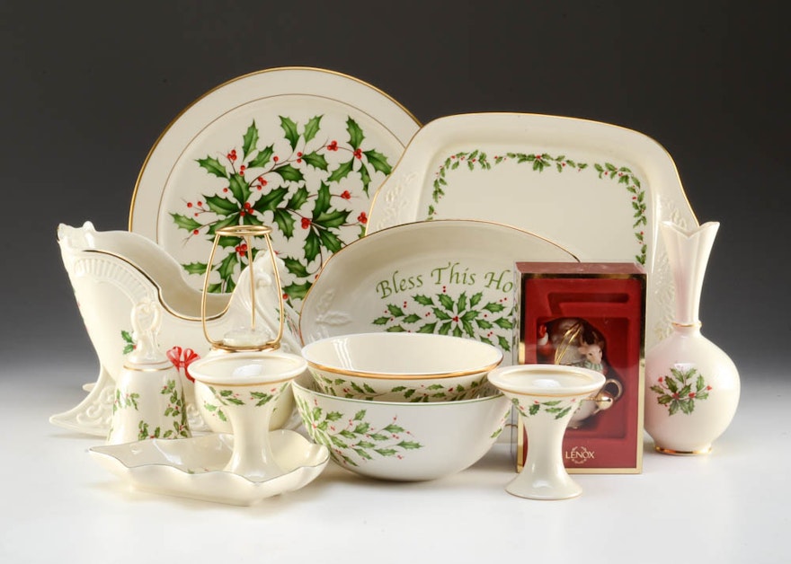 Lenox "Holiday" Dinnerware Collection EBTH