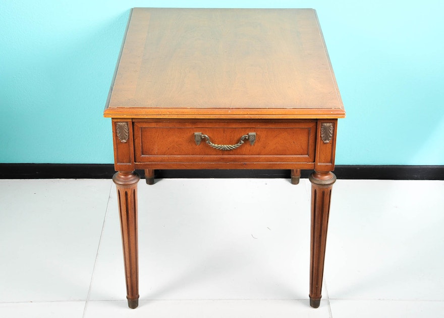Vintage Henredon Fine Furniture End Table Ebth