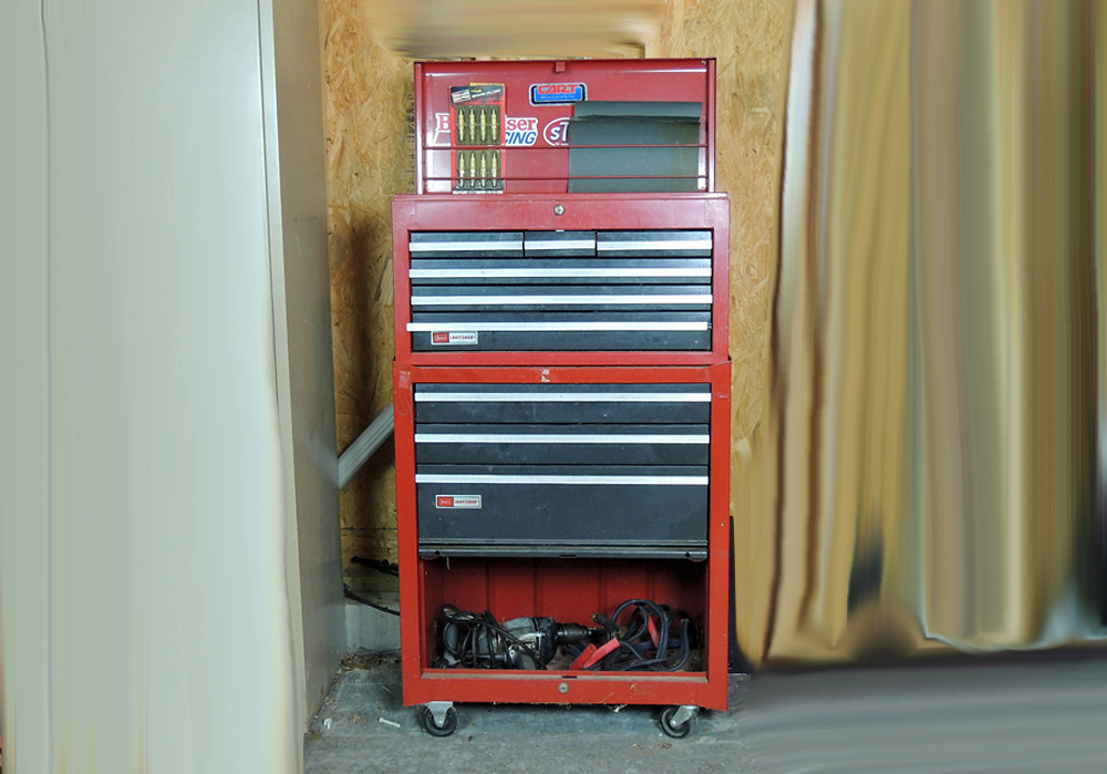 Craftsman Rolling Tool Chest With Top Chest Full Of Tools Ebth