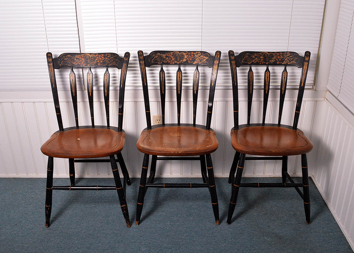 Early American Style Dining Chairs EBTH