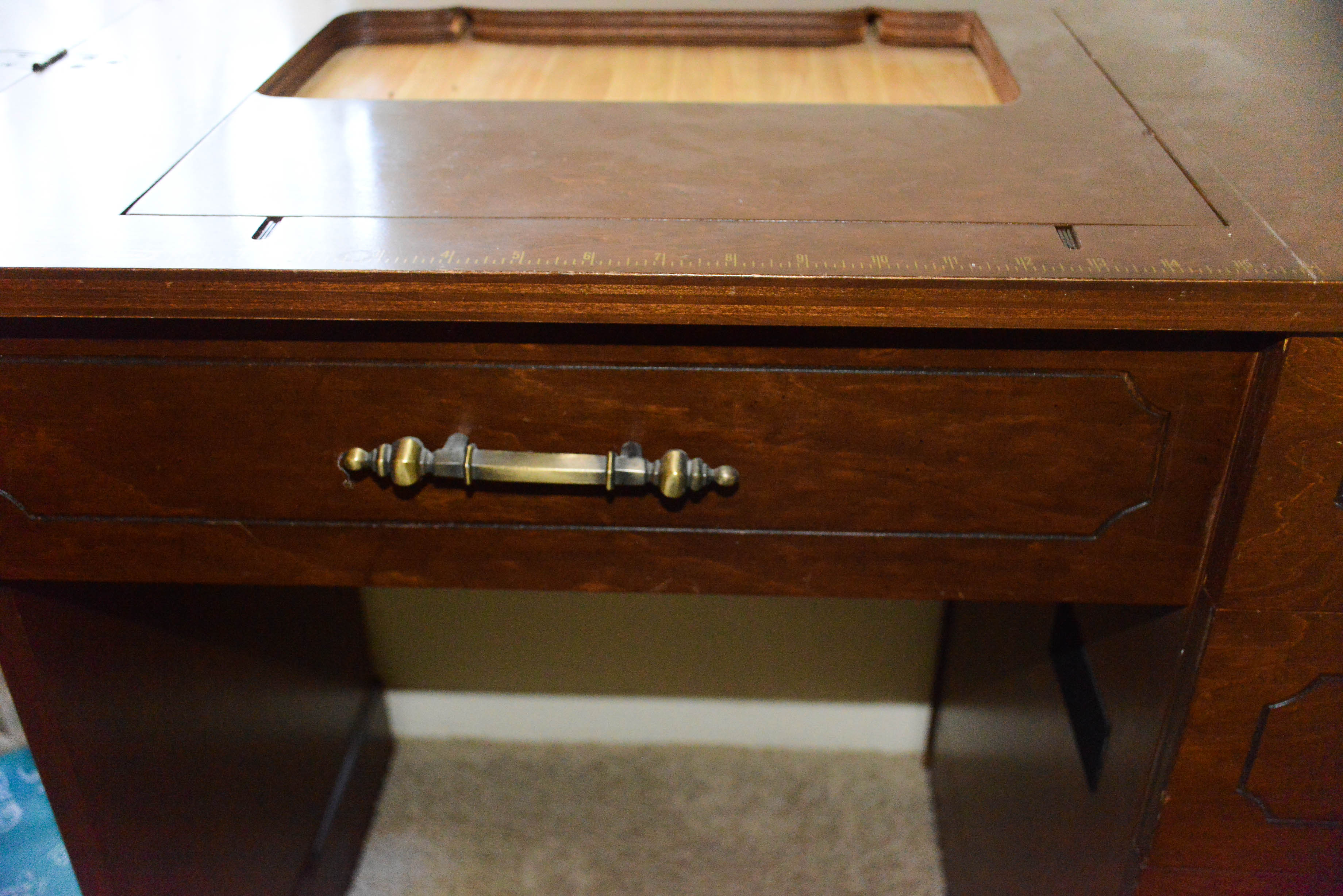 Vintage Parsons Sewing Table EBTH