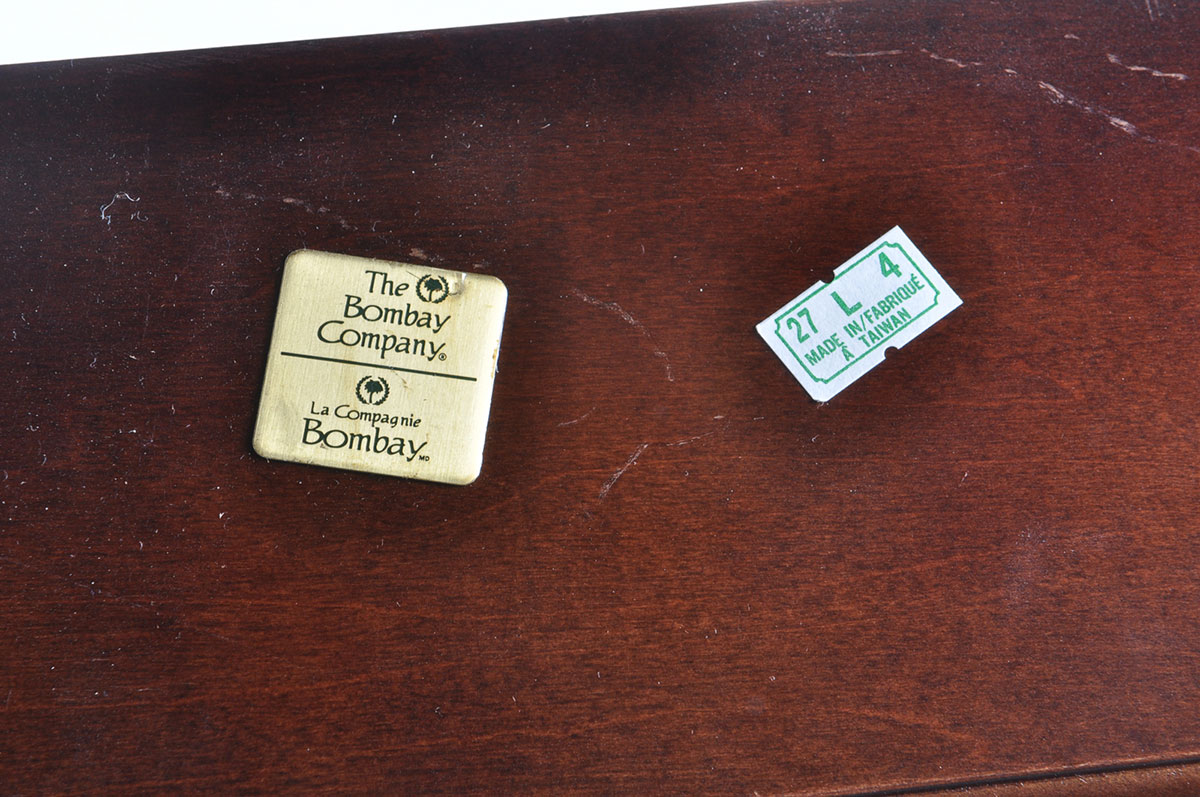 Bombay Company Wall Display Shelf EBTH