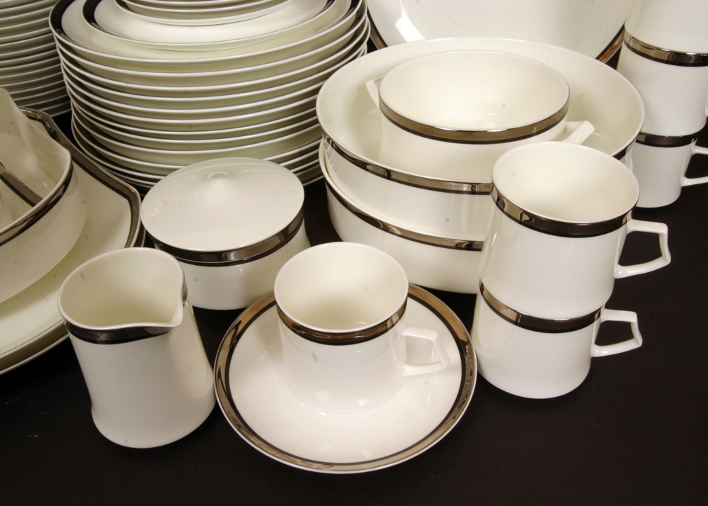 Mikasa "Solitude" Bone China Service For 16 Set EBTH