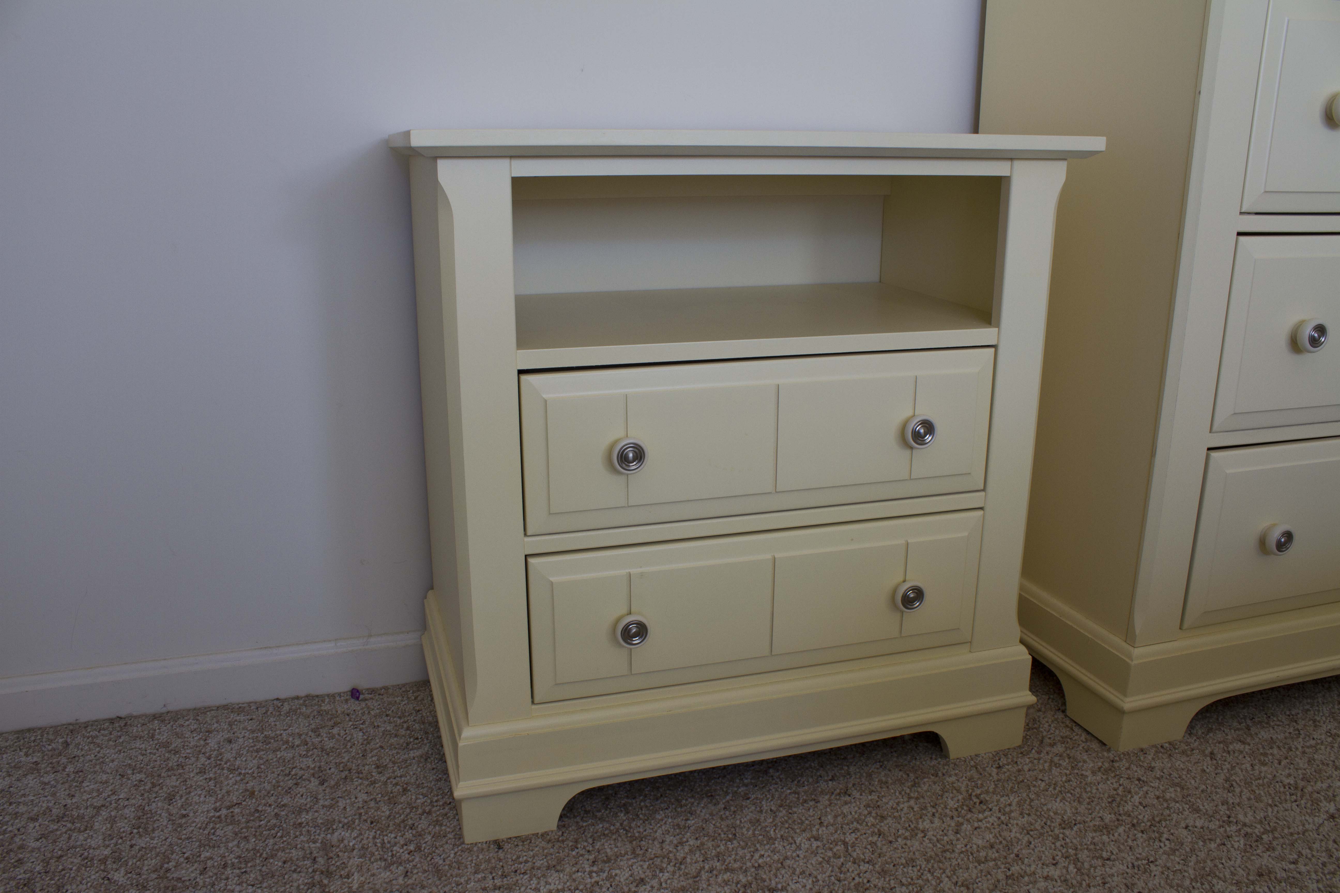 Dresser and Side Table EBTH