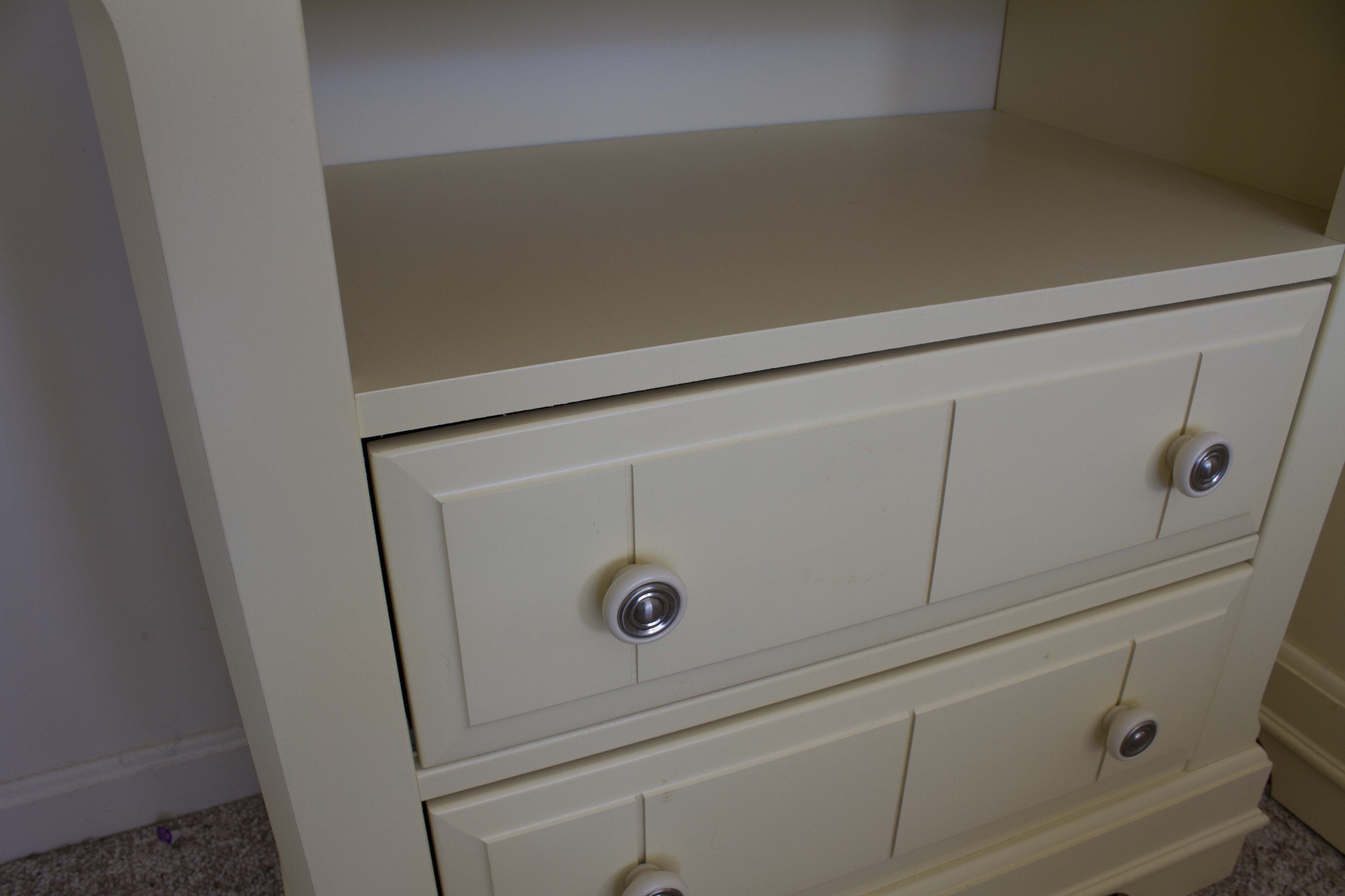Dresser and Side Table EBTH