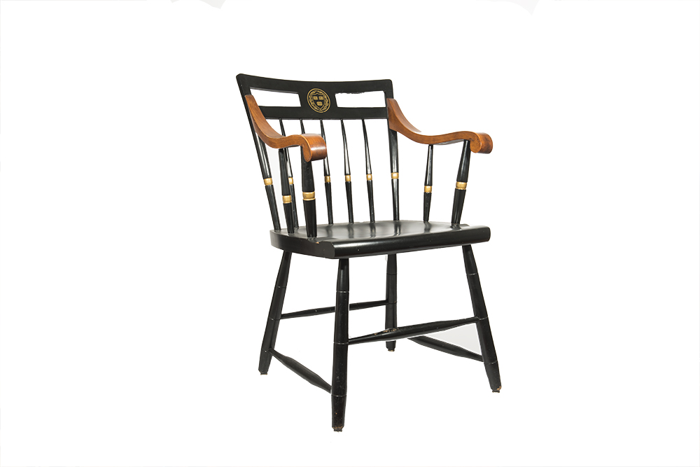 Harvard Chair by Nichols & Stone EBTH