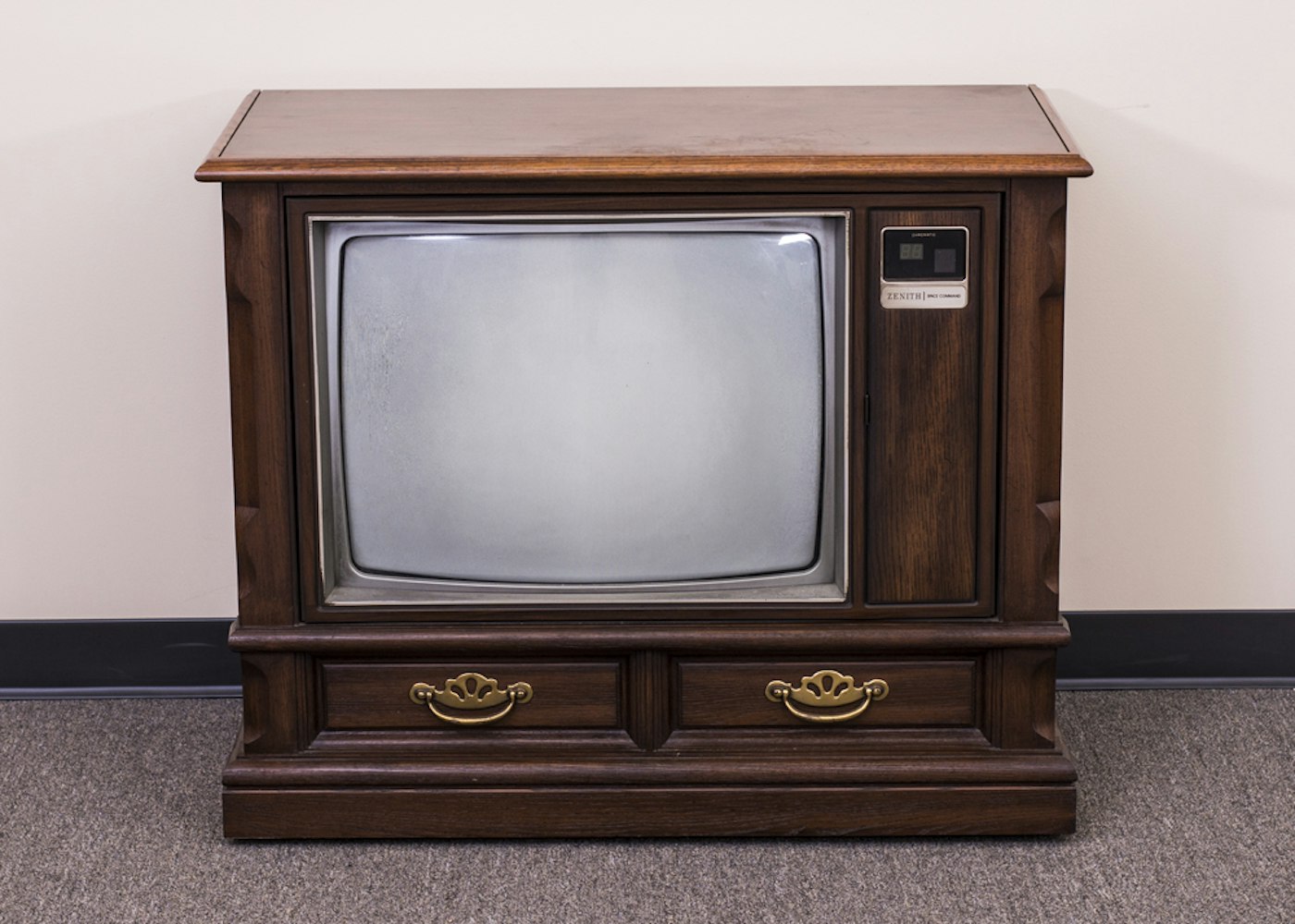 Vintage Zenith Color Tv Ebth