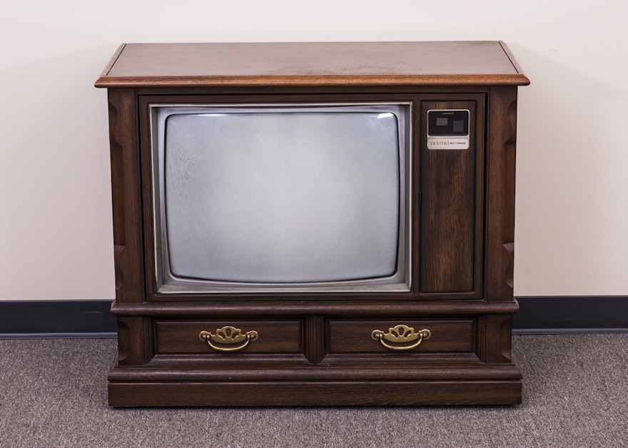 Vintage Zenith Television 35