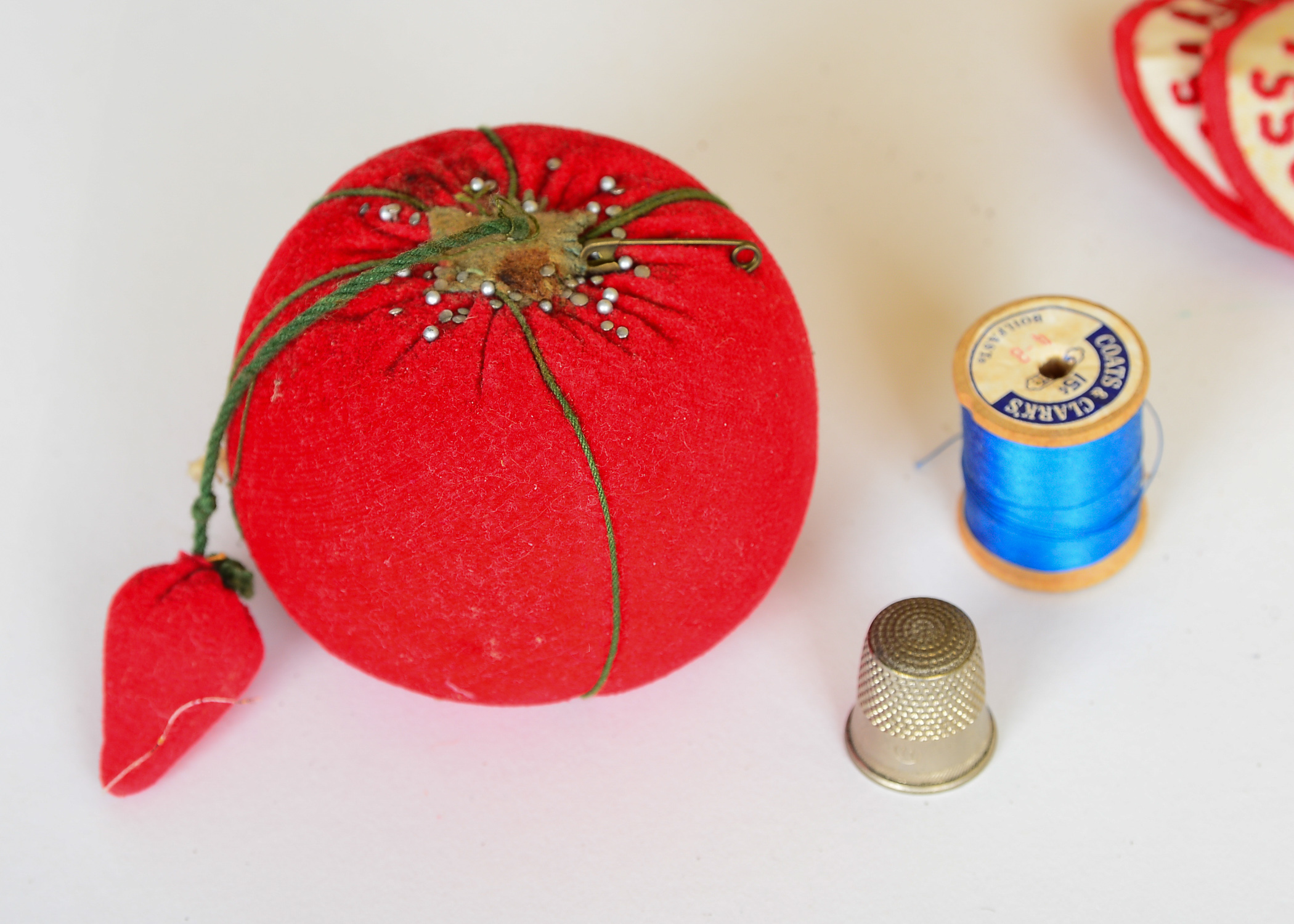 Vintage Sewing Supplies EBTH