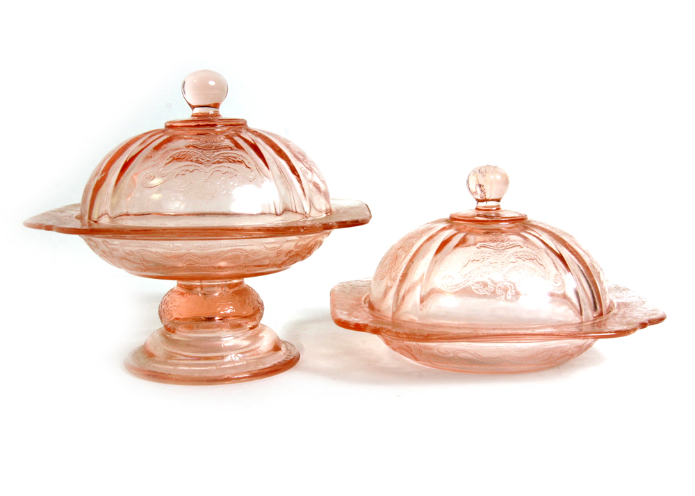 Pair of Vintage Pink Depression Glass Candy Dishes with Lids EBTH