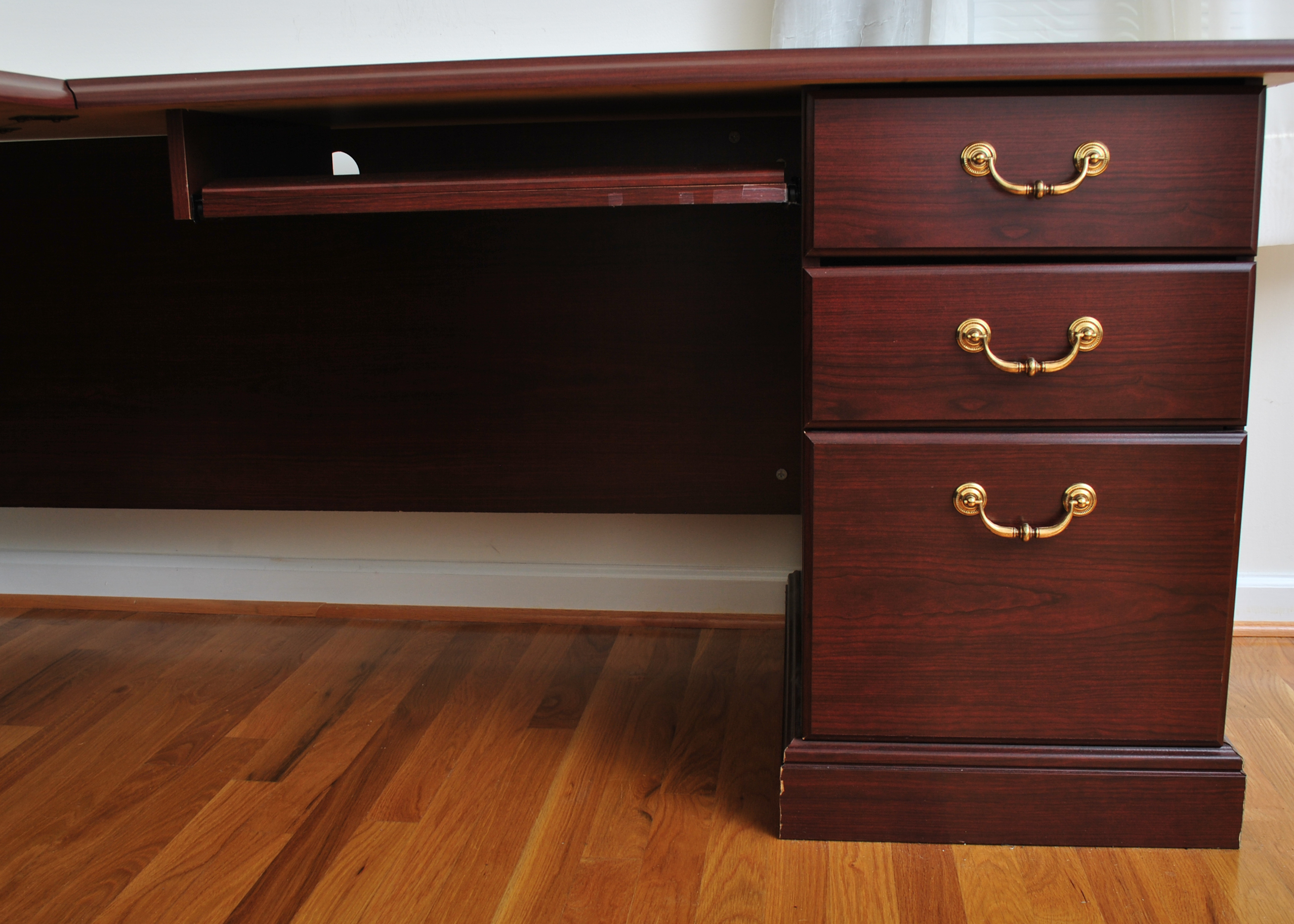 LShaped Corner Desk and Office EBTH