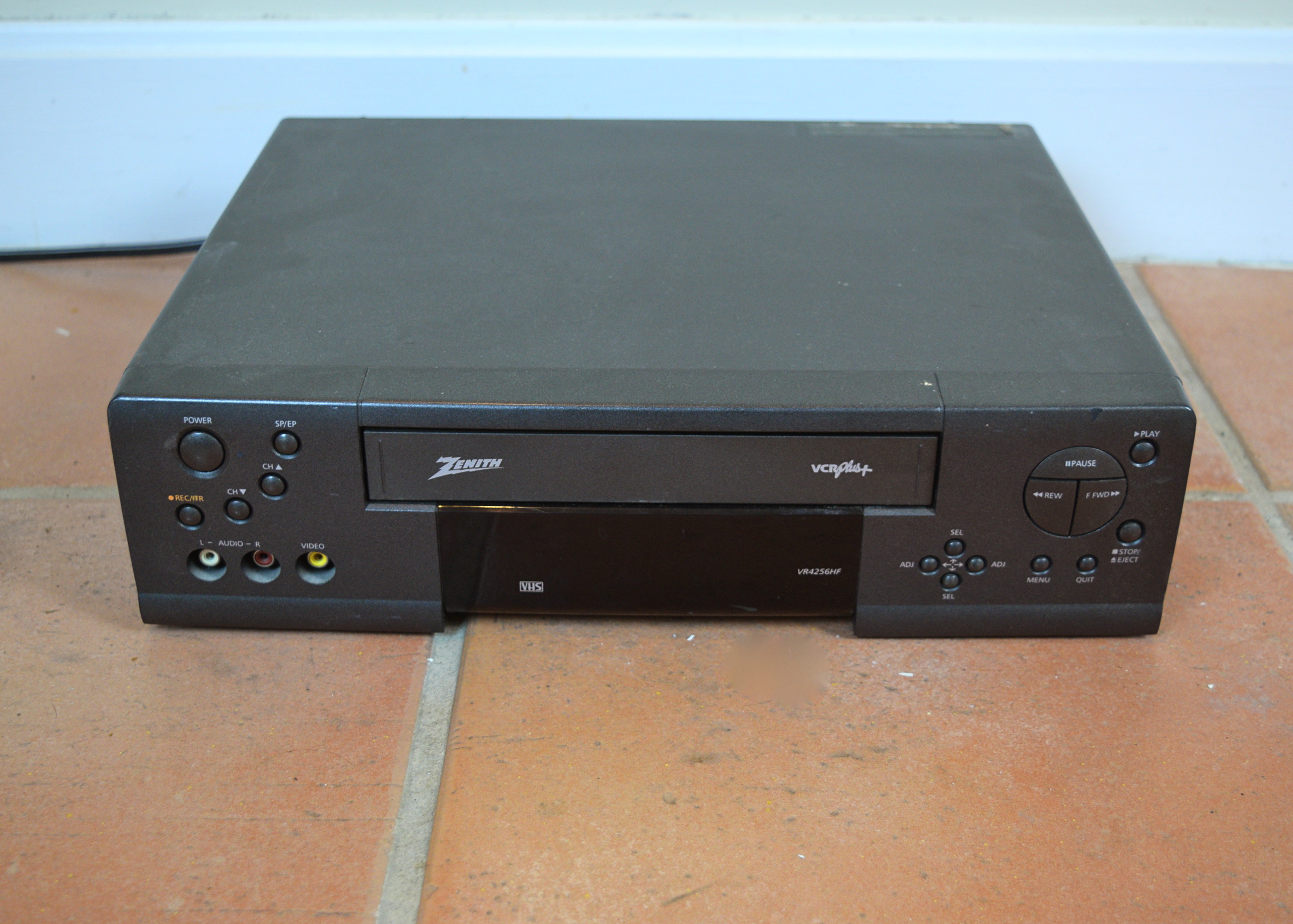 Zenith VCR Player EBTH