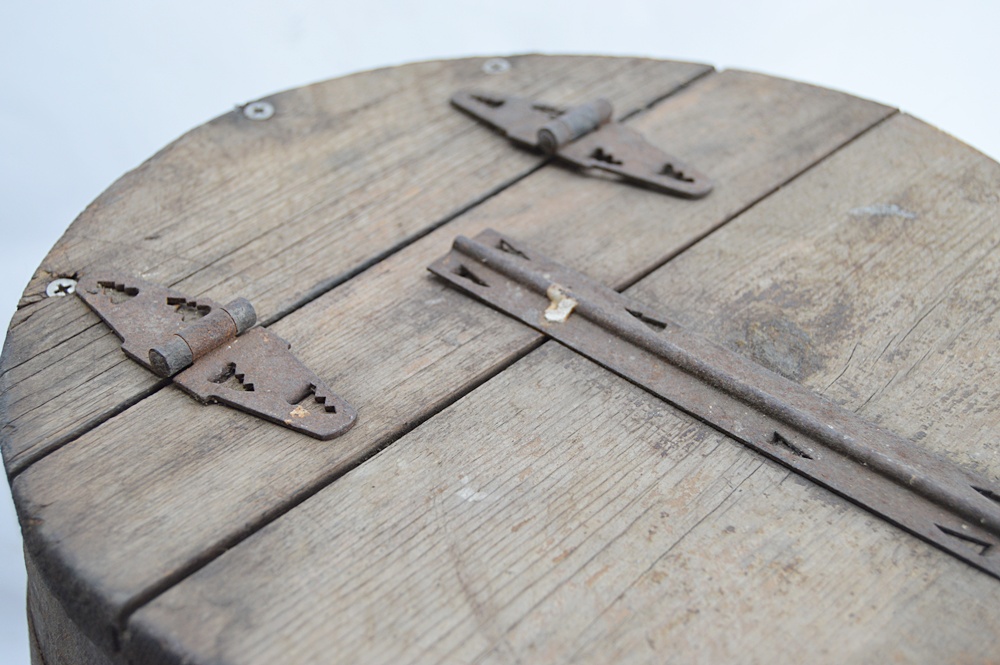Vintage Oak Pickle Barrel with Hinged Lid EBTH