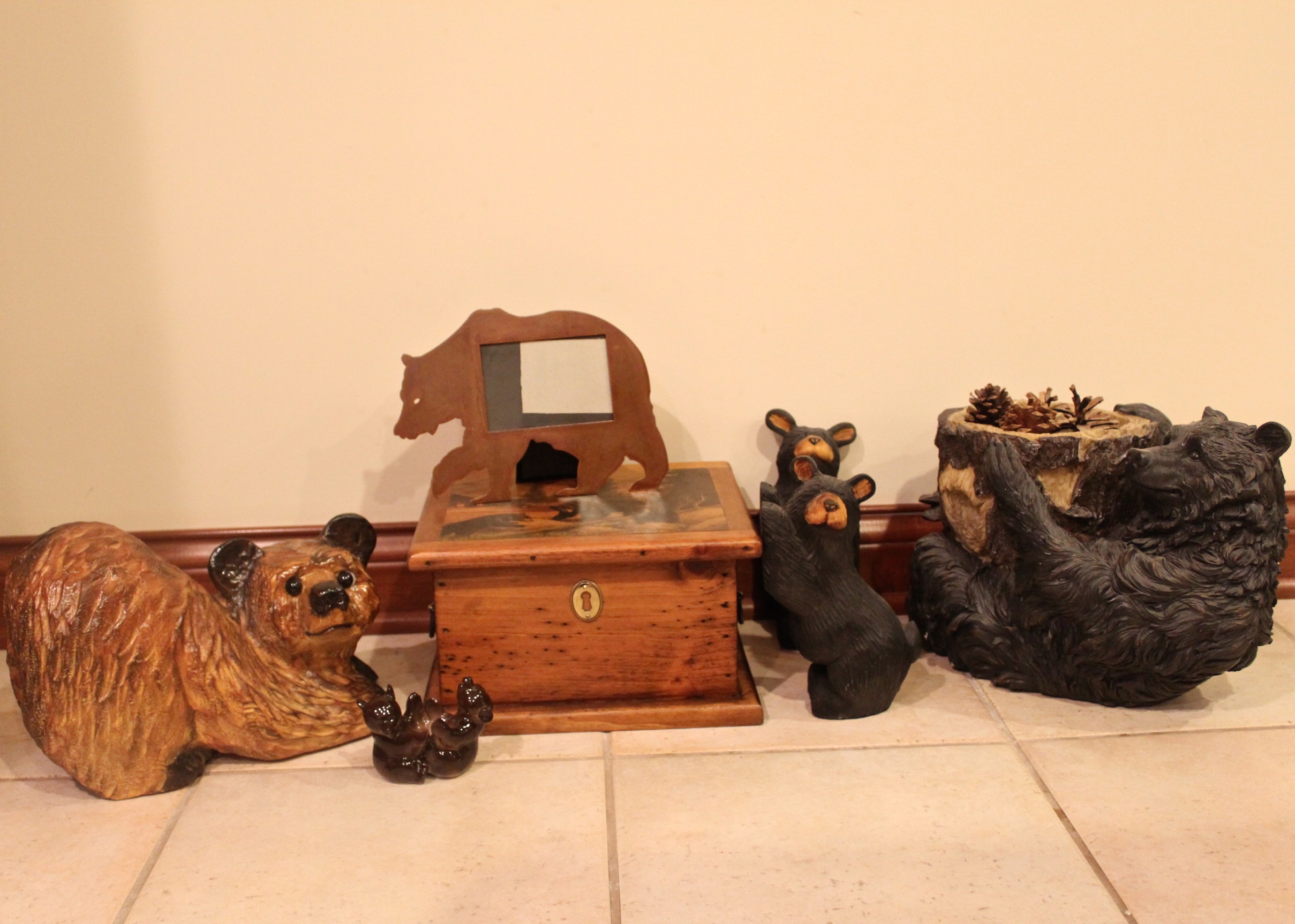 Black Bear Decor Ebth