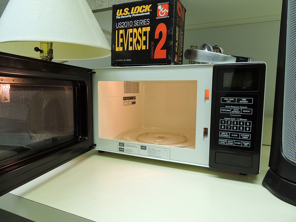 Microwave, Door Lock Set, Heater and Lamp EBTH