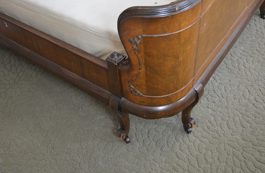 Antique Walnut Double Bed with Curved Footboard EBTH
