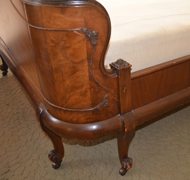 Antique Walnut Double Bed with Curved Footboard EBTH
