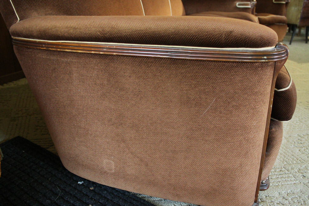 "KantSag" Sofa Made in USA EBTH