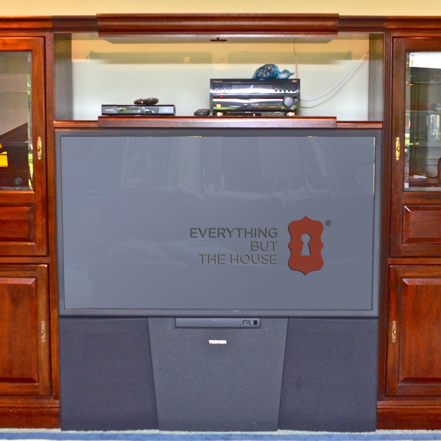 Lexington Expandable Entertainment Center Ebth