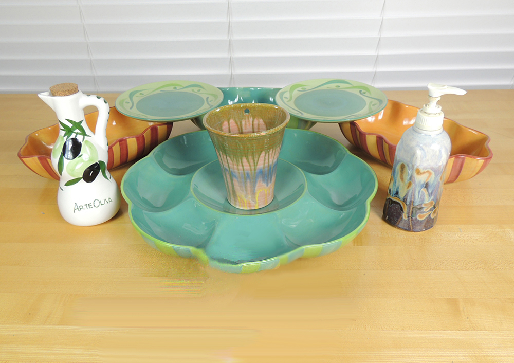 Gail Pittman Serving Dishes and Hand Turned Pottery EBTH