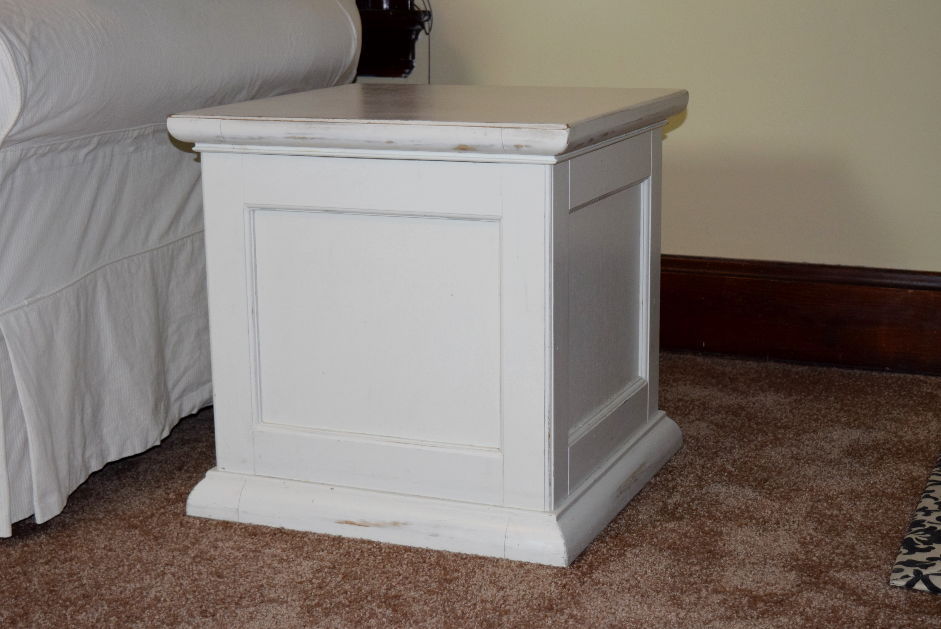 Pottery Barn Bailey Cube Storage Table 1 Ebth