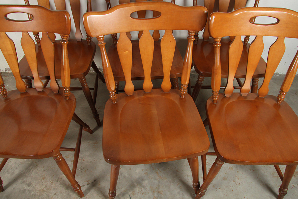 Antique St. Johns Table Company Maple Dining Room Chairs EBTH