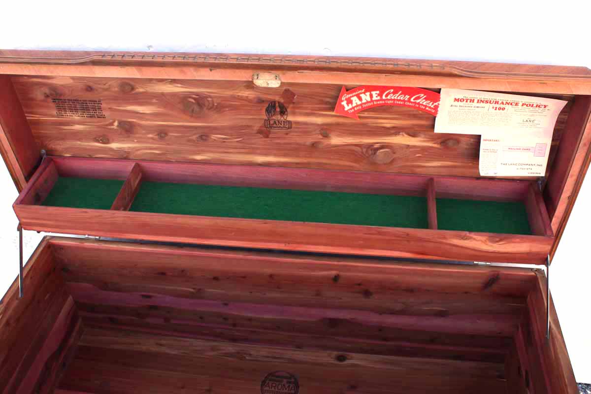 1946 Lane Cedar Chest EBTH