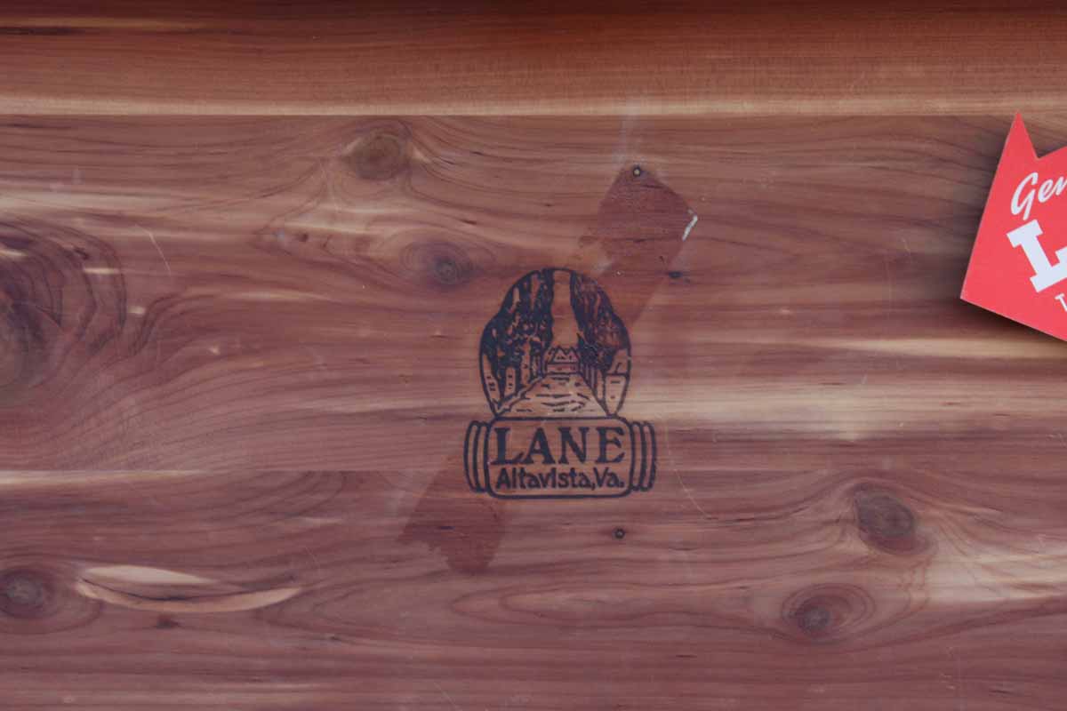 1946 Lane Cedar Chest EBTH