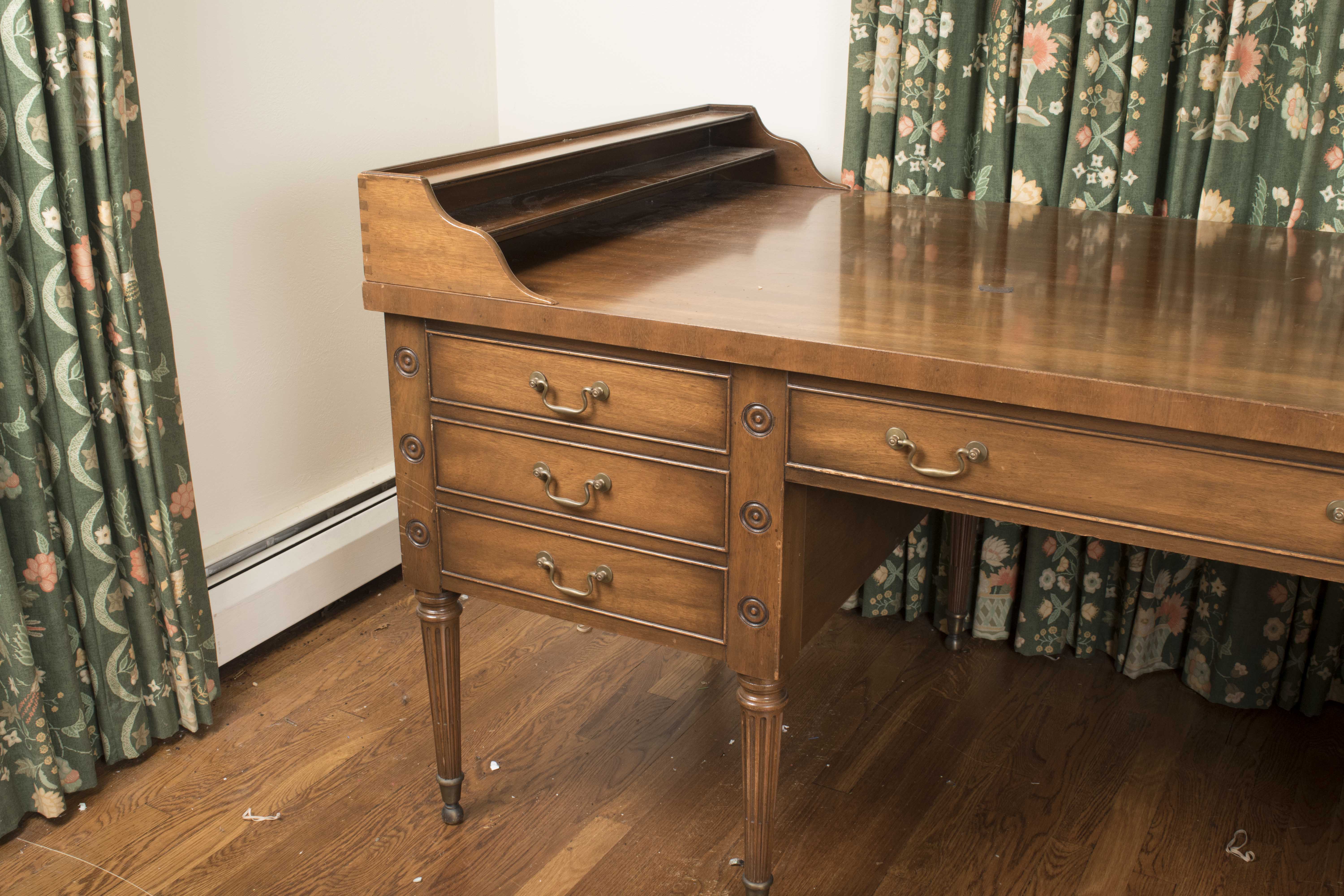 Vintage Kittinger Reproduction Washington" Desk EBTH