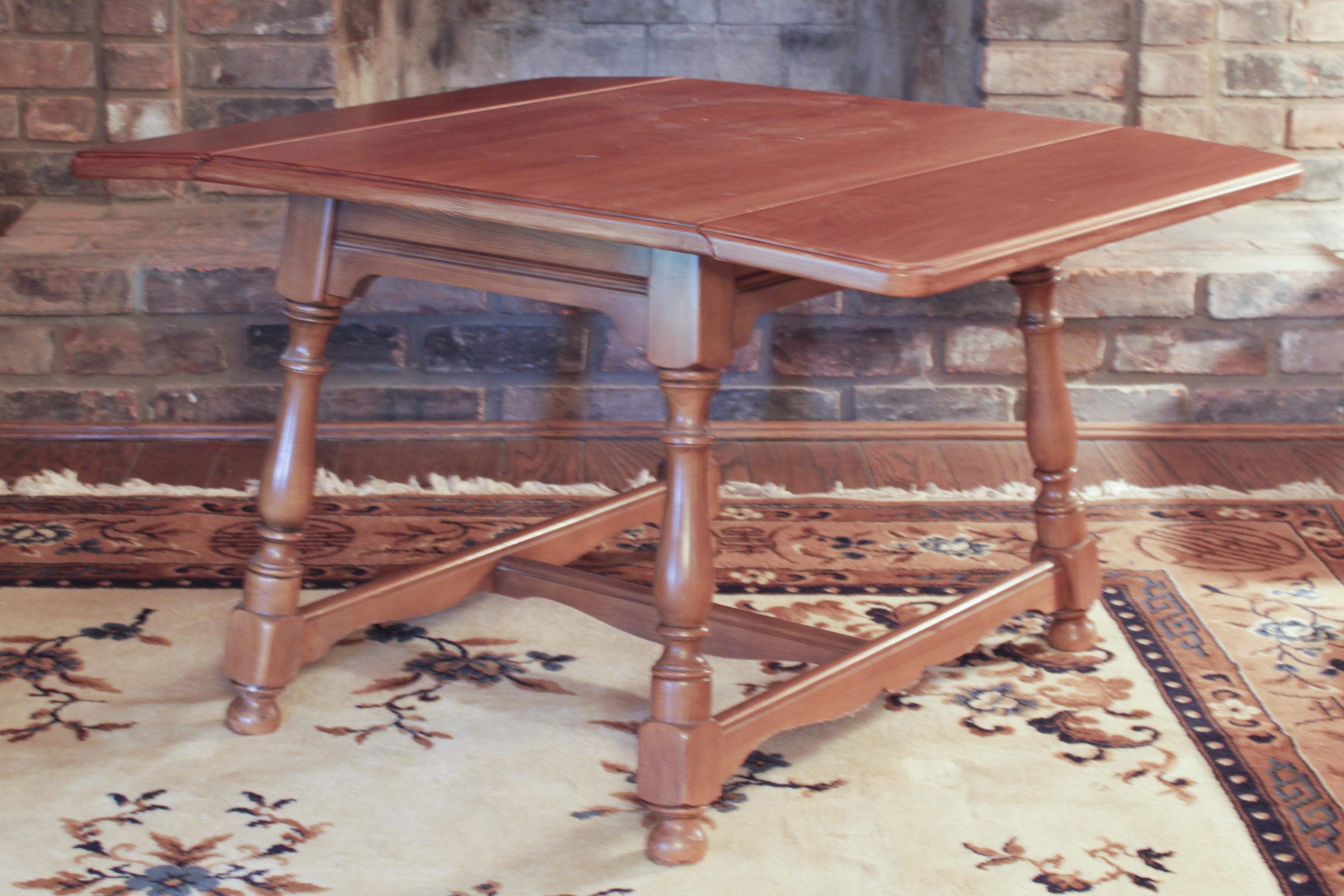Pennsylvania House Drop Leaf End Table EBTH