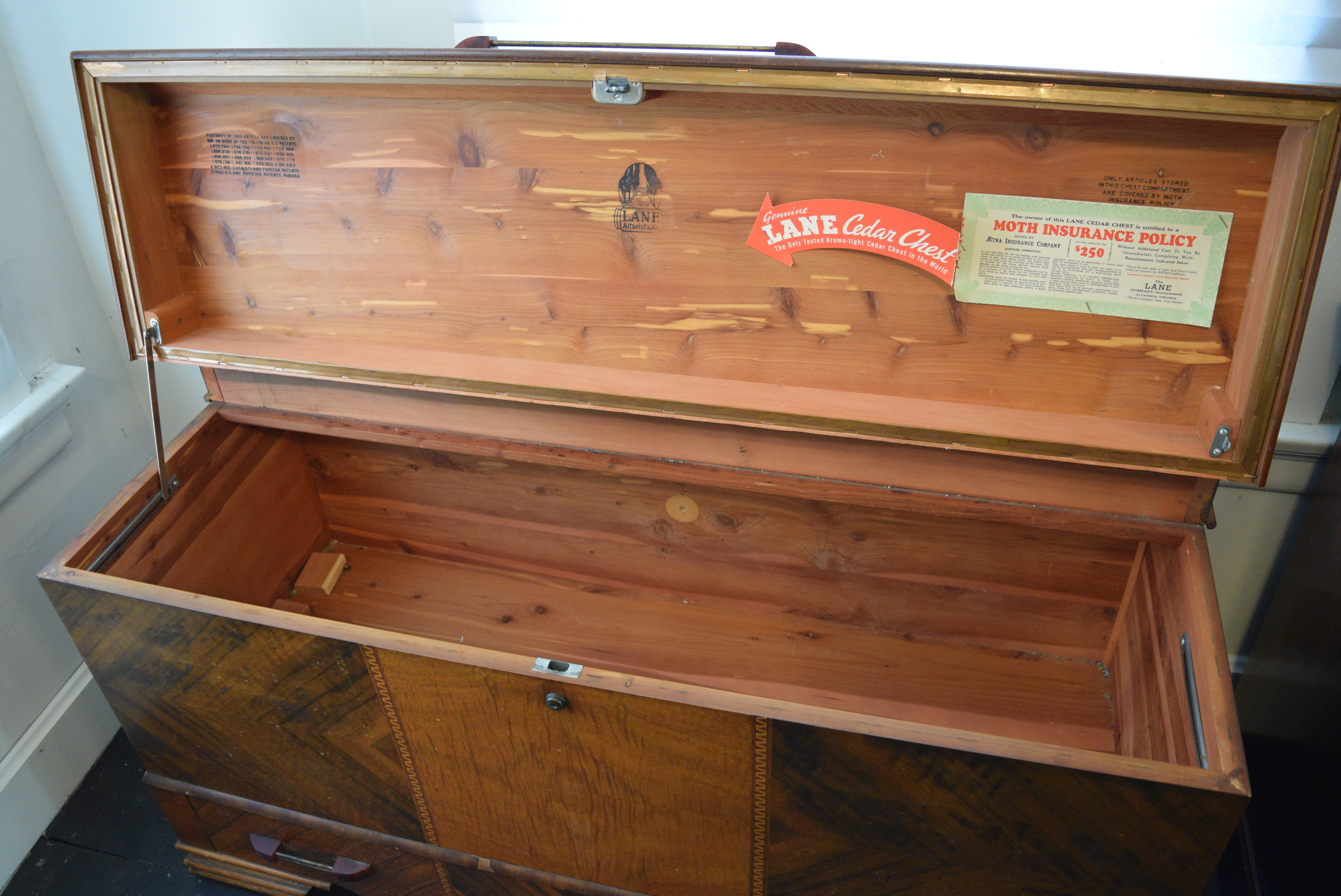 Lane Art Deco Waterfall Cedar Chest with Clock EBTH