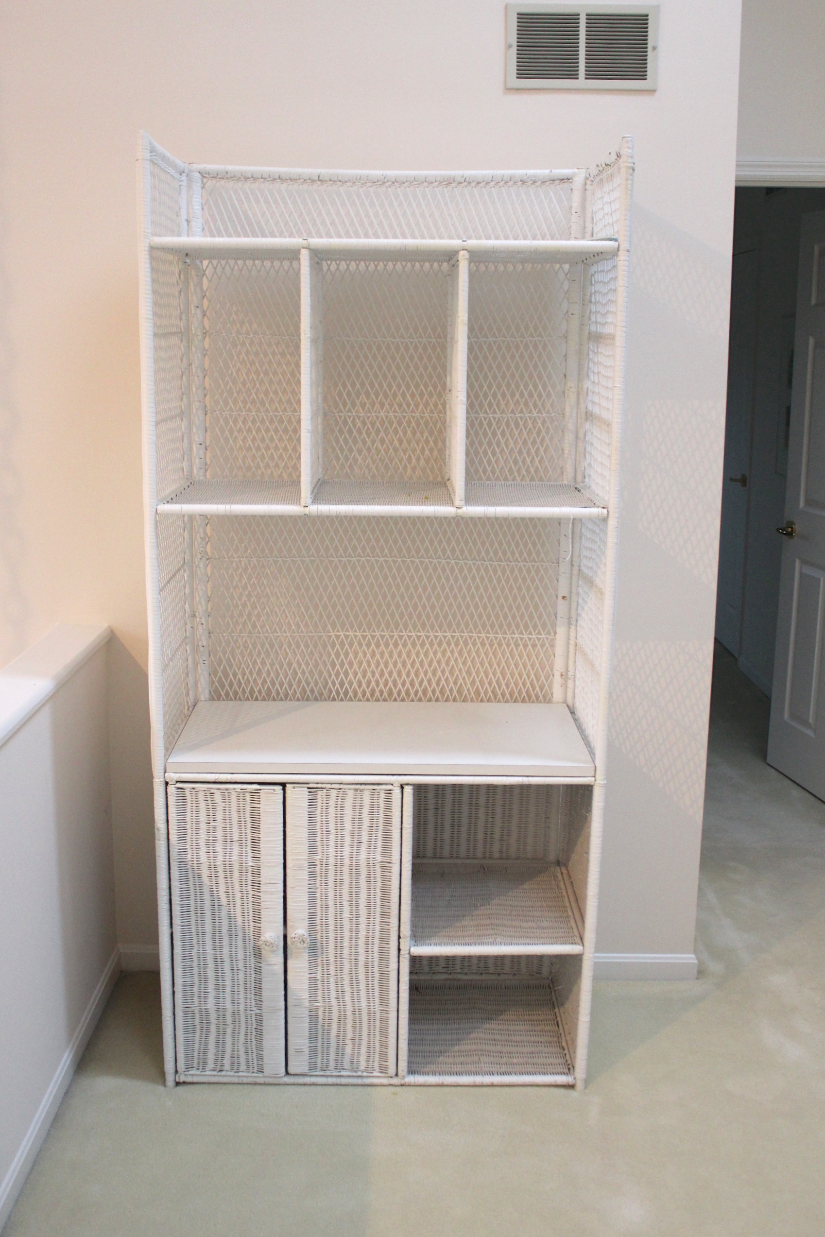 White Wicker Shelf Unit EBTH