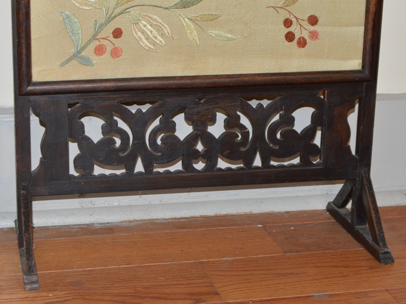 Antique Silk Embroidered Fire Screen EBTH
