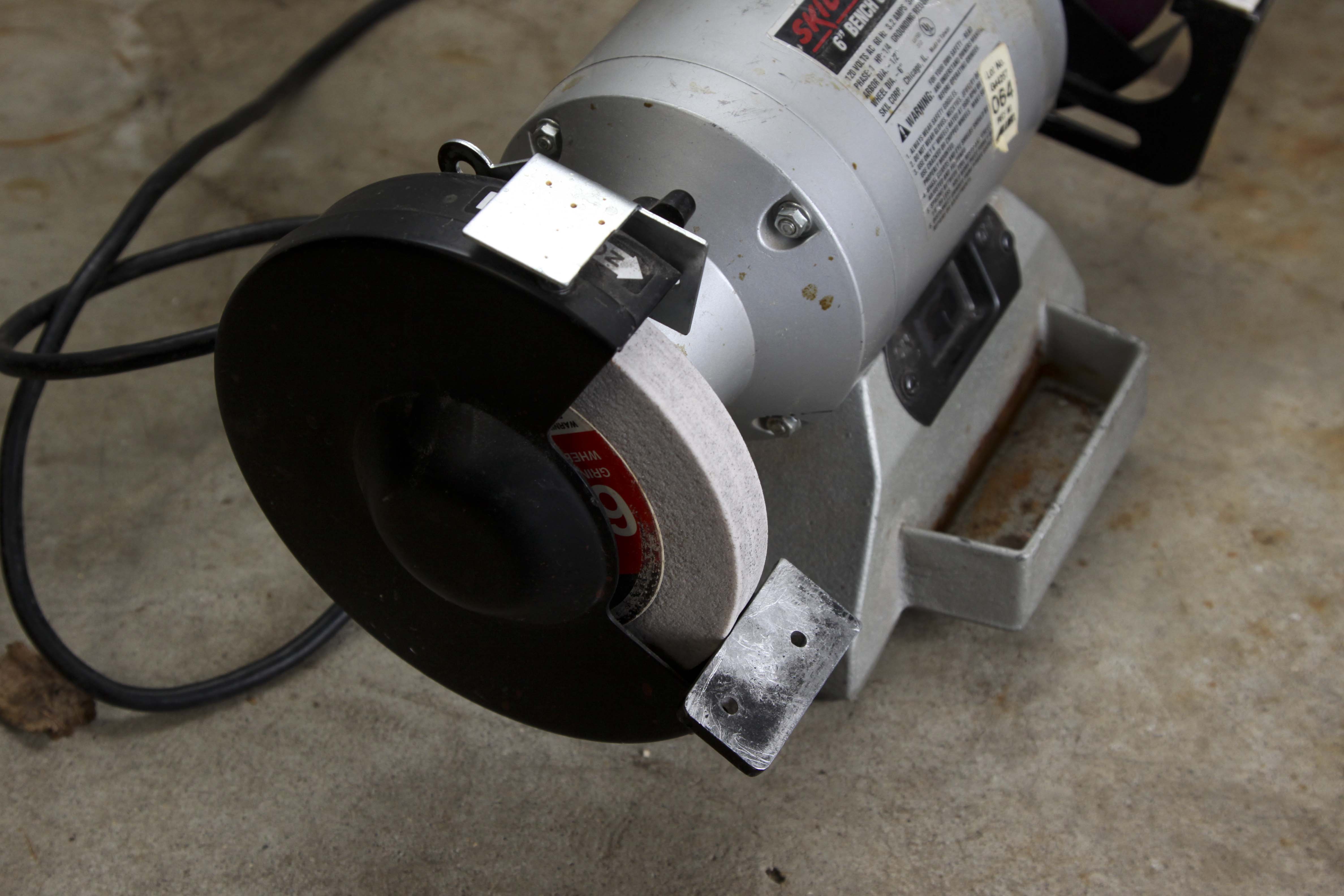 Skil SixInch Bench Grinder Model 3396 EBTH