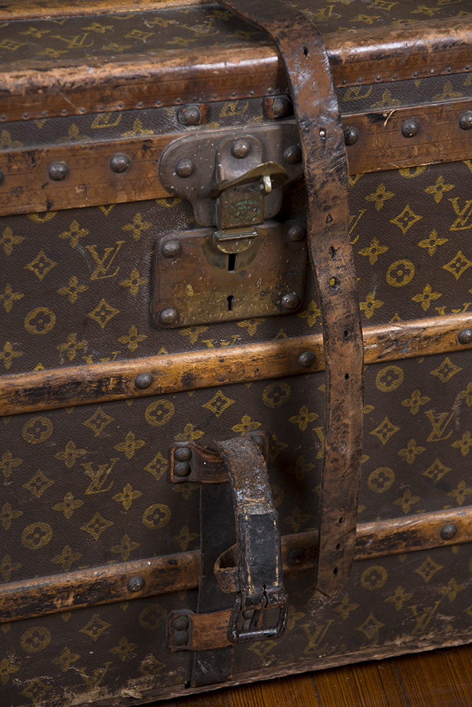 Vintage Louis Vuitton Trunk EBTH
