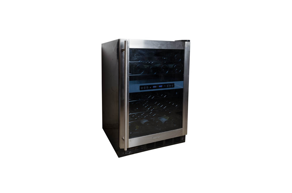 Magic Chef Wine and Beverage Cooler Model MCWC44DZ EBTH